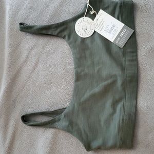 New with tags forest green vuori sports bra large